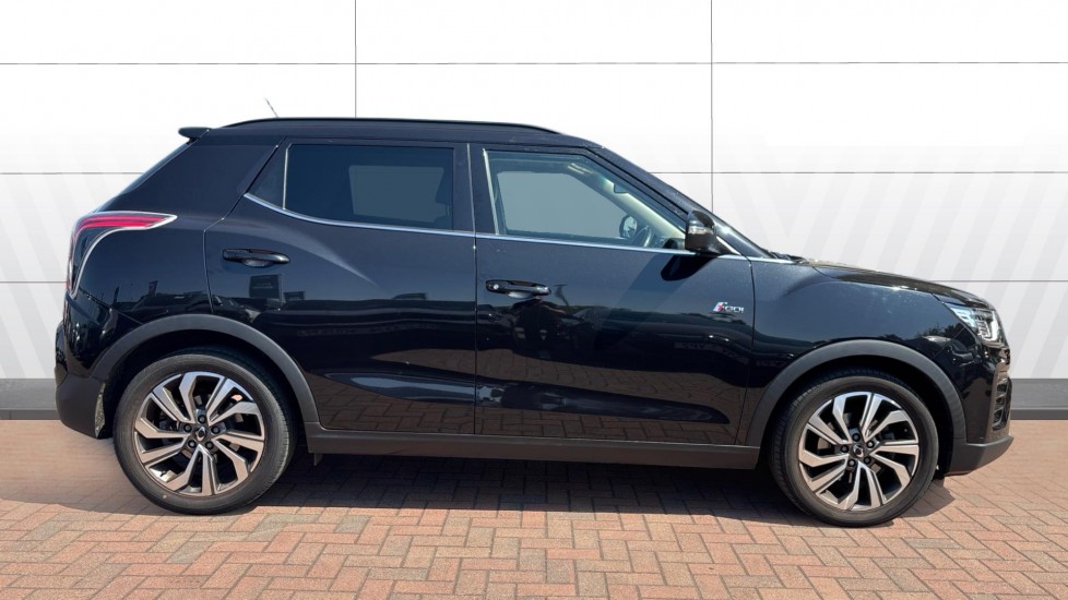 Ssangyong Tivoli 1.5P Ultimate Auto 5dr Petrol Hatchback - Image 5