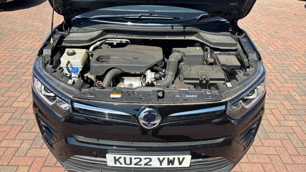 Ssangyong Tivoli 1.5P Ultimate Auto 5dr Petrol Hatchback - Image 8