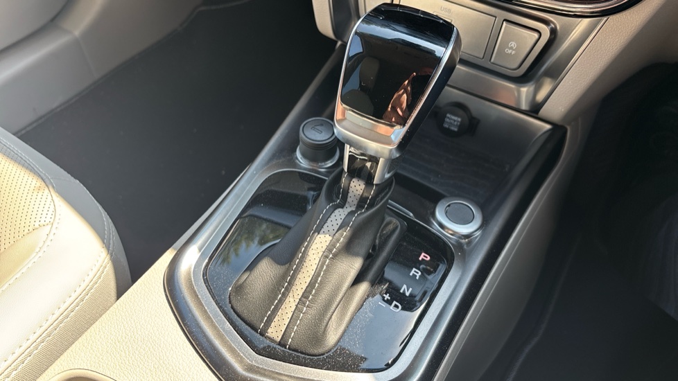 Ssangyong Tivoli 1.5P Ultimate Auto 5dr Petrol Hatchback - Image 13