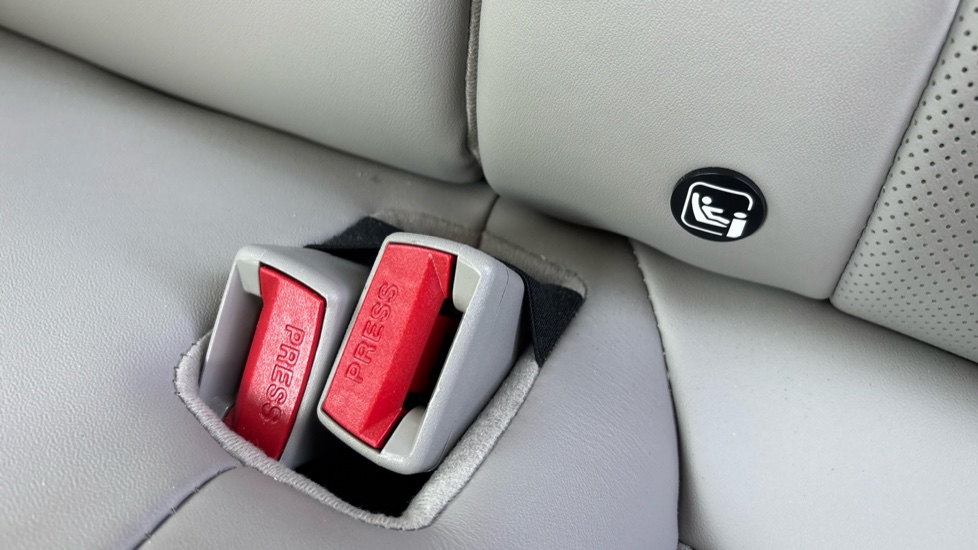 Ssangyong Tivoli 1.5P Ultimate Auto 5dr Petrol Hatchback - Image 17