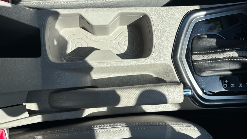 Ssangyong Tivoli 1.5P Ultimate Auto 5dr Petrol Hatchback - Image 28