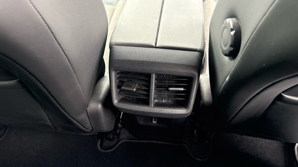 Citroen C5 Aircross 1.5 BlueHDi 130 Flair 5dr EAT8 Diesel Hatchback - Image 32