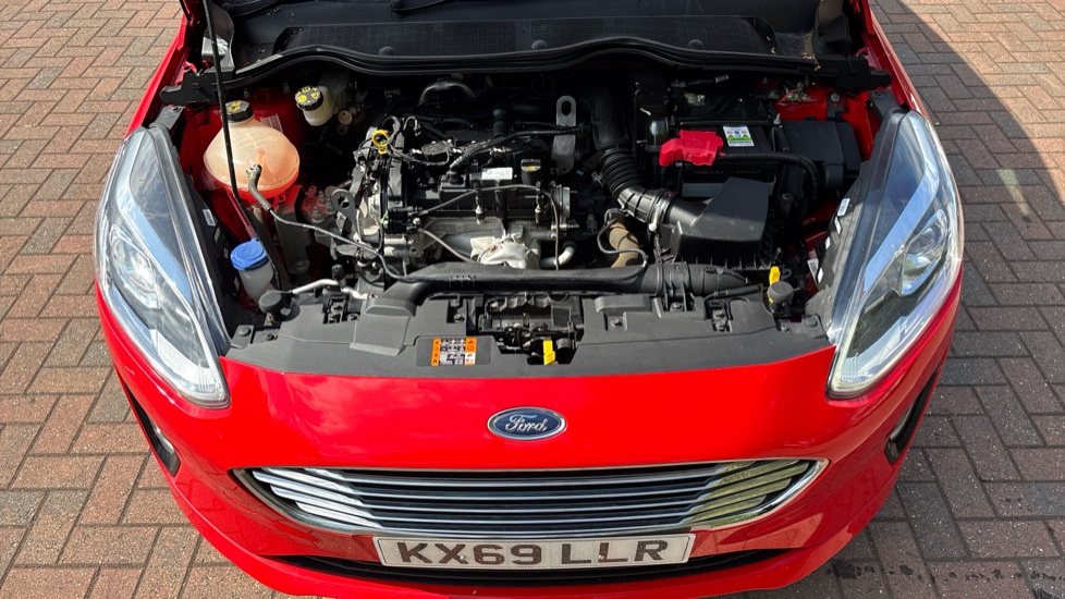 Ford Fiesta 1.1 Zetec 5dr Petrol Hatchback - Image 8