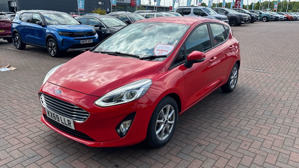Ford Fiesta 1.1 Zetec 5dr Petrol Hatchback - Image 39
