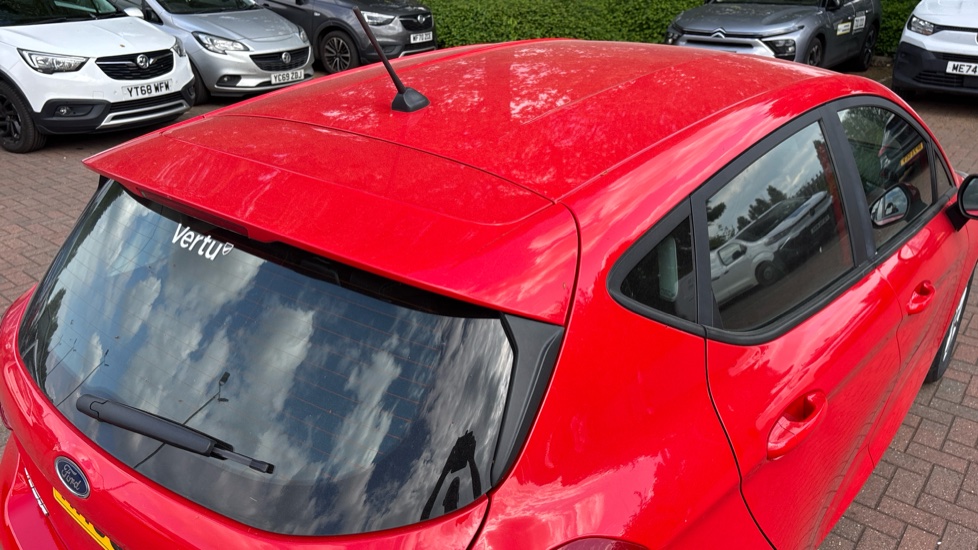 Ford Fiesta 1.1 Zetec 5dr Petrol Hatchback - Image 42