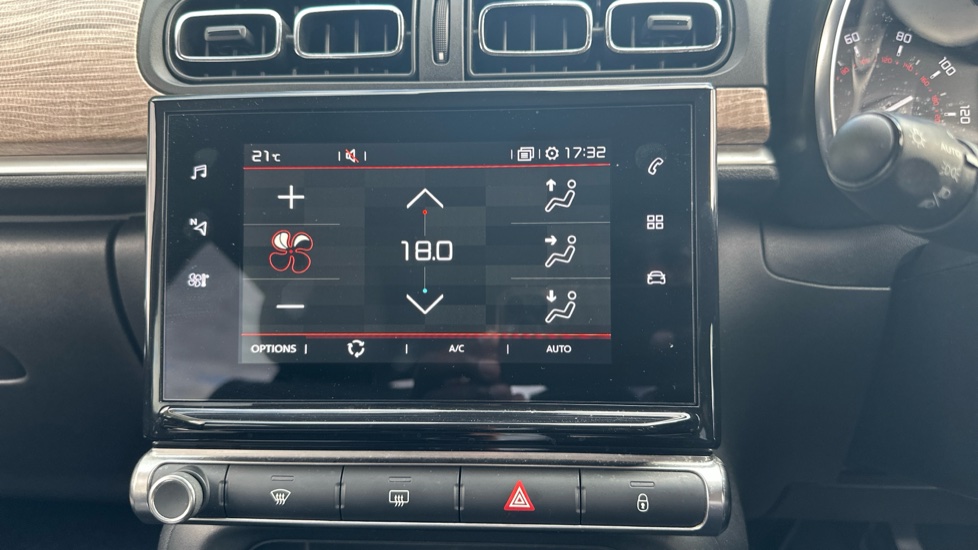 Citroen C3 1.2 PureTech Flair Plus 5dr Petrol Hatchback - Image 24