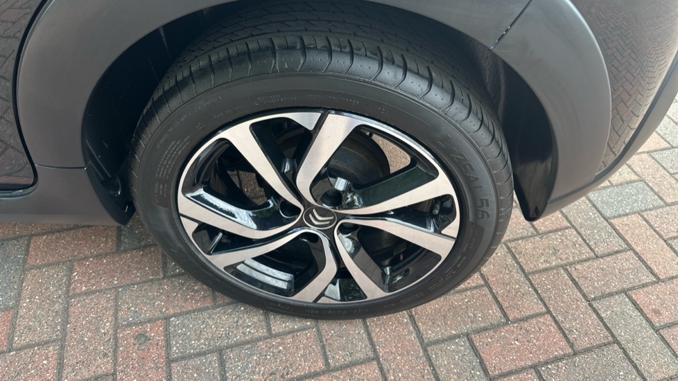 Citroen C3 1.2 PureTech Flair Plus 5dr Petrol Hatchback - Image 38