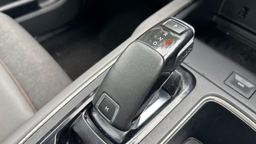 Citroen C5 Aircross 1.6 PureTech 180 Flair Plus 5dr EAT8 Petrol Hatchback - Image 13