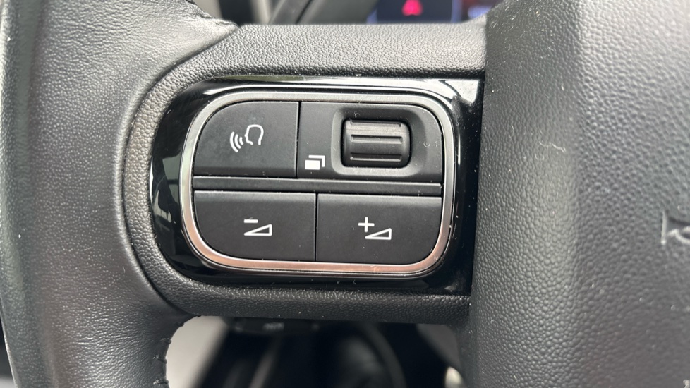 Citroen C5 Aircross 1.6 PureTech 180 Flair Plus 5dr EAT8 Petrol Hatchback - Image 32
