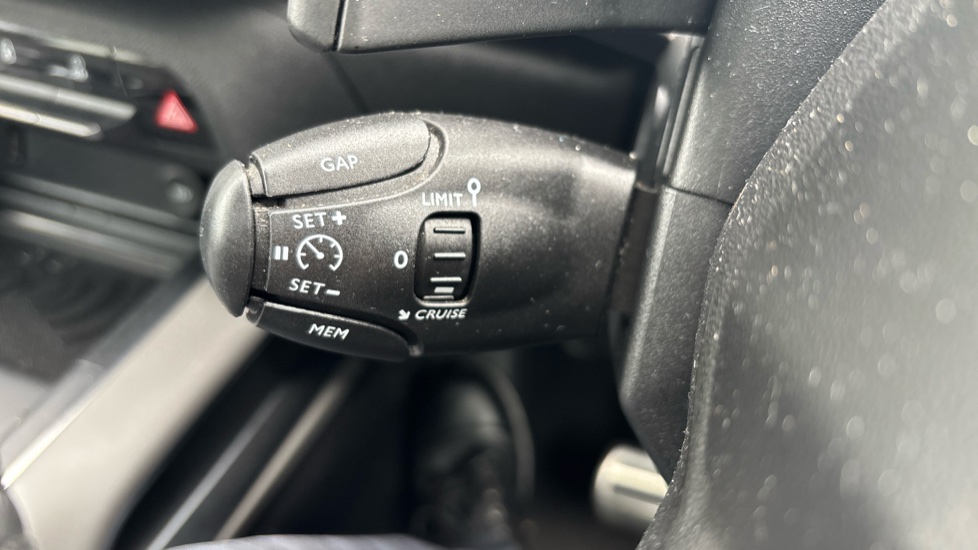 Citroen C5 Aircross 1.6 PureTech 180 Flair Plus 5dr EAT8 Petrol Hatchback - Image 33