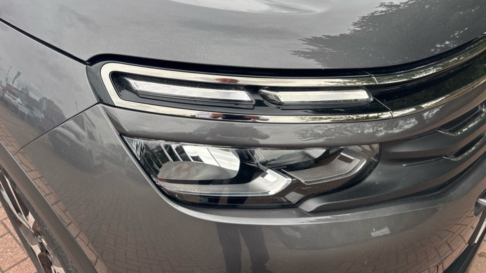 Citroen C5 Aircross 1.6 PureTech 180 Flair Plus 5dr EAT8 Petrol Hatchback - Image 41