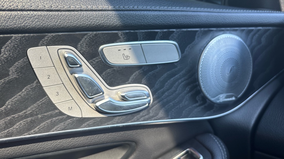 Mercedes-Benz GLC Coupe GLC 300d 4Matic AMG Line Prem Plus 5dr 9G-Tronic Diesel Estate - Image 33