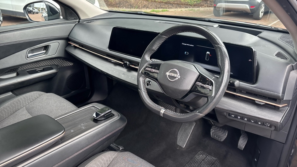 Nissan ARIYA 160kW Advance 63kWh 22kWCh 5dr Auto Electric Hatchback - Image 11