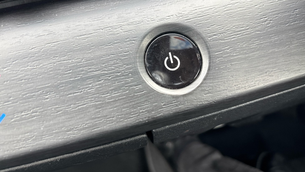 Nissan ARIYA 160kW Advance 63kWh 22kWCh 5dr Auto Electric Hatchback - Image 27