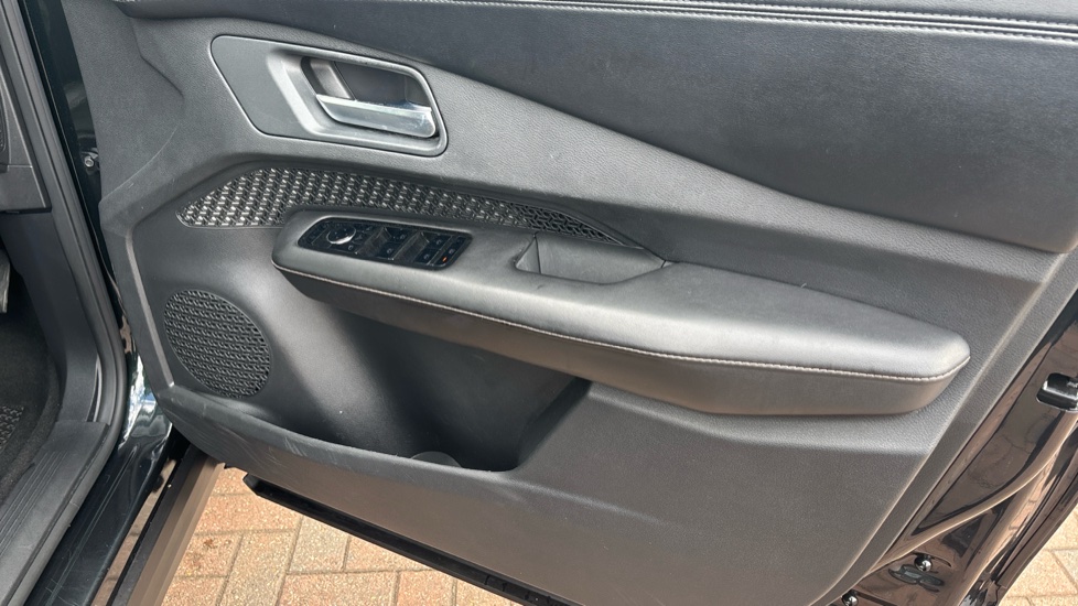 Nissan ARIYA 160kW Advance 63kWh 22kWCh 5dr Auto Electric Hatchback - Image 39