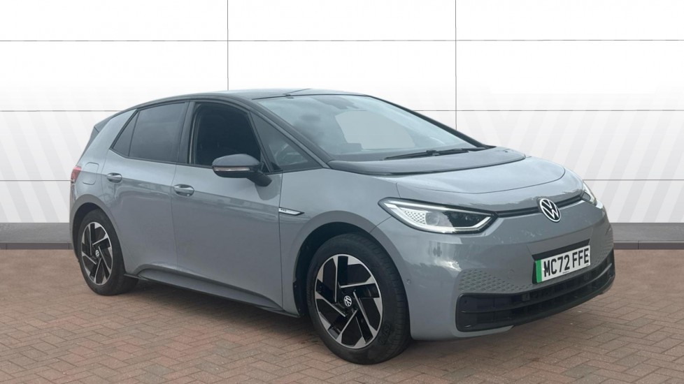 Volkswagen ID.3 107KW Family Pro 58kWh 5dr Auto Electric Hatchback - Image 1