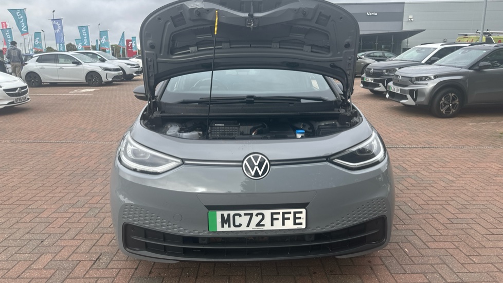 Volkswagen ID.3 107KW Family Pro 58kWh 5dr Auto Electric Hatchback - Image 8