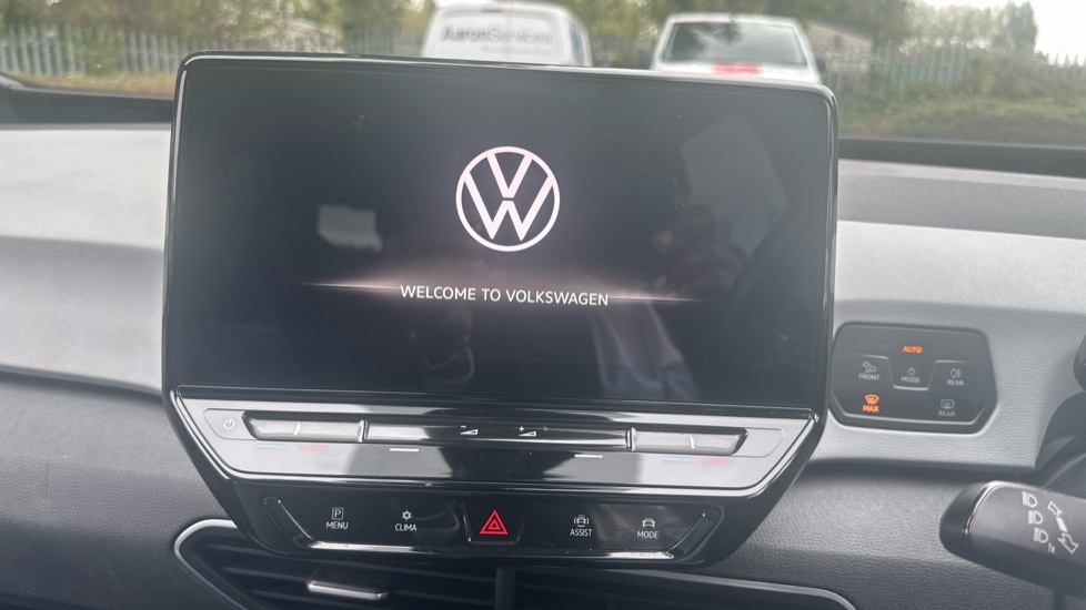 Volkswagen ID.3 107KW Family Pro 58kWh 5dr Auto Electric Hatchback - Image 12