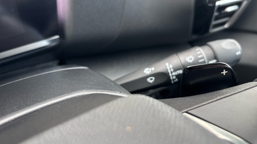 Citroen C4 1.2 PureTech [130] Max 5dr Auto Petrol Hatchback - Image 35