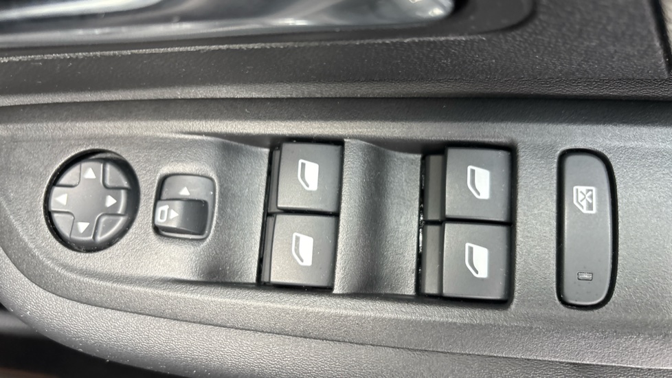 Citroen C4 1.2 PureTech [130] Max 5dr Auto Petrol Hatchback - Image 37