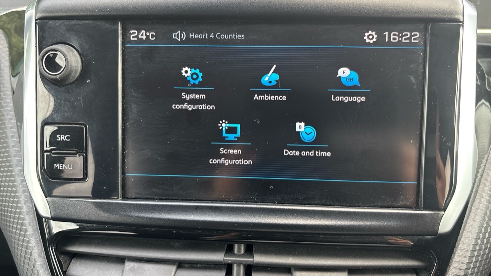 Peugeot 2008 1.2 PureTech Allure 5dr [Start Stop] Petrol Estate - Image 25
