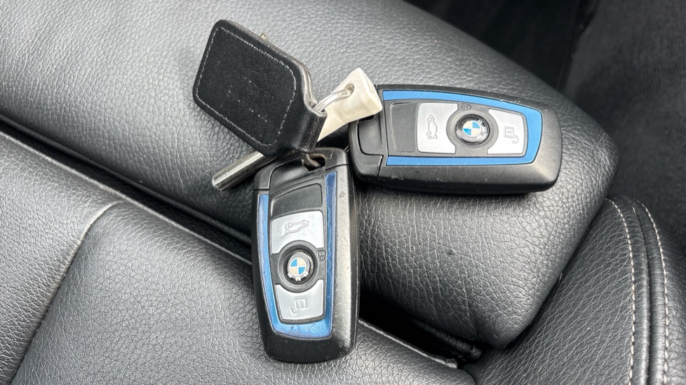 BMW 4 Series 420i M Sport 5dr [Professional Media] Petrol Hatchback - Image 20