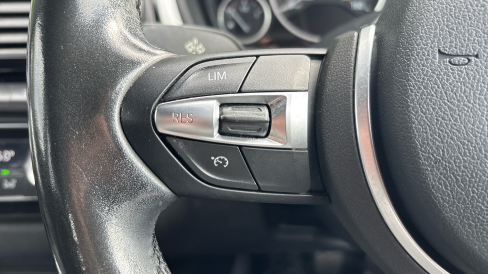 BMW 4 Series 420i M Sport 5dr [Professional Media] Petrol Hatchback - Image 31