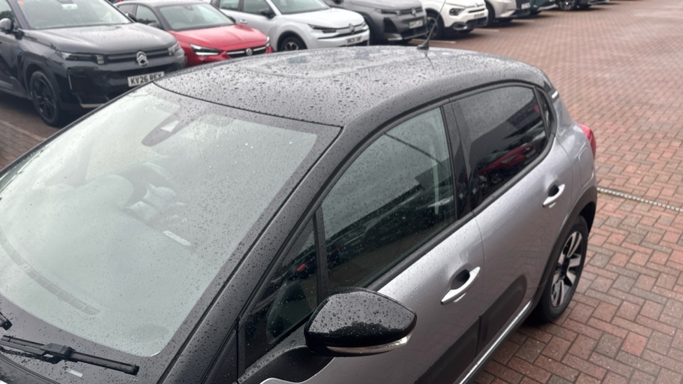 Citroen C3 1.2 PureTech Plus 5dr Petrol Hatchback - Image 40