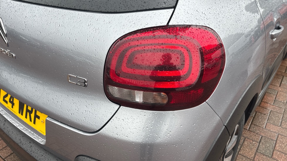 Citroen C3 1.2 PureTech Plus 5dr Petrol Hatchback - Image 42