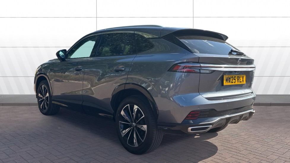 MG HS 1.5 T-GDI Trophy 5dr DCT Petrol Hatchback - Image 2