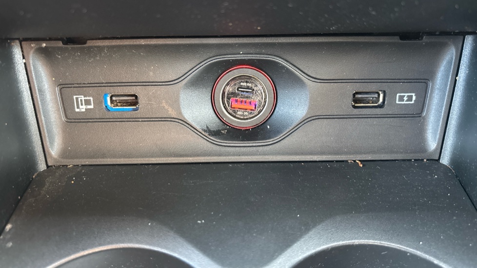 MG HS 1.5 T-GDI Trophy 5dr DCT Petrol Hatchback - Image 27