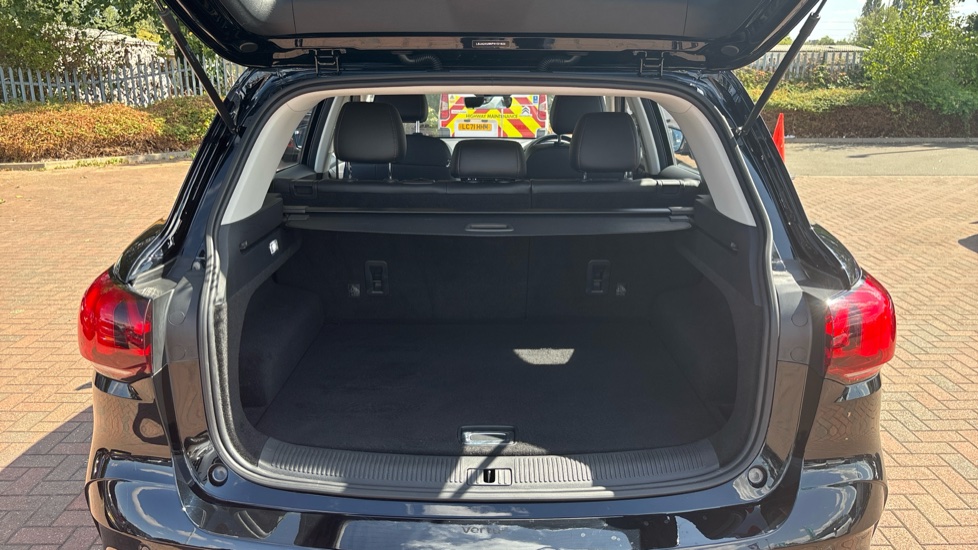MG HS 1.5 T-GDI SE 5dr Petrol Hatchback - Image 4