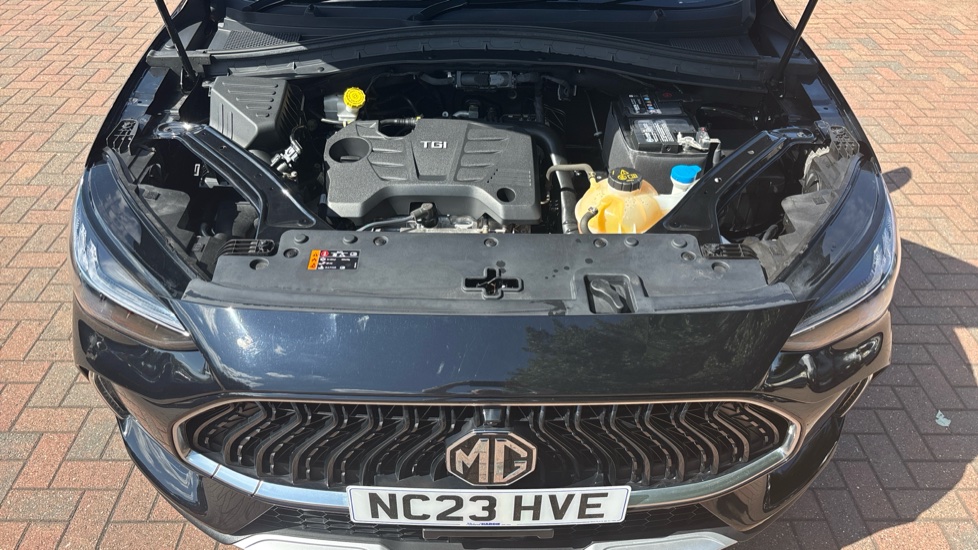 MG HS 1.5 T-GDI SE 5dr Petrol Hatchback - Image 8