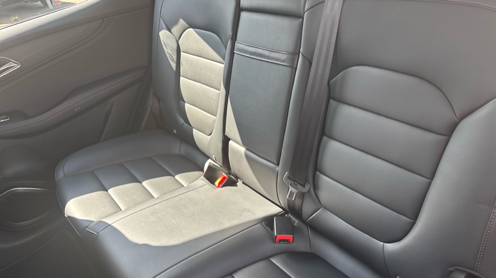 MG HS 1.5 T-GDI SE 5dr Petrol Hatchback - Image 16