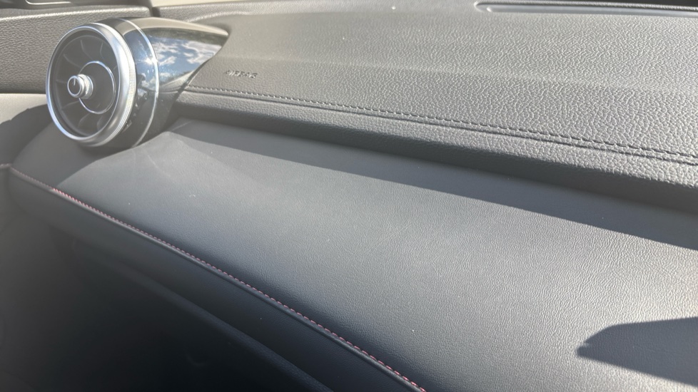 MG HS 1.5 T-GDI SE 5dr Petrol Hatchback - Image 21