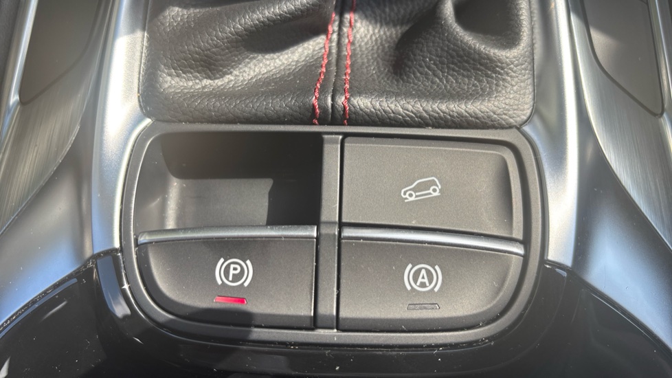 MG HS 1.5 T-GDI SE 5dr Petrol Hatchback - Image 32