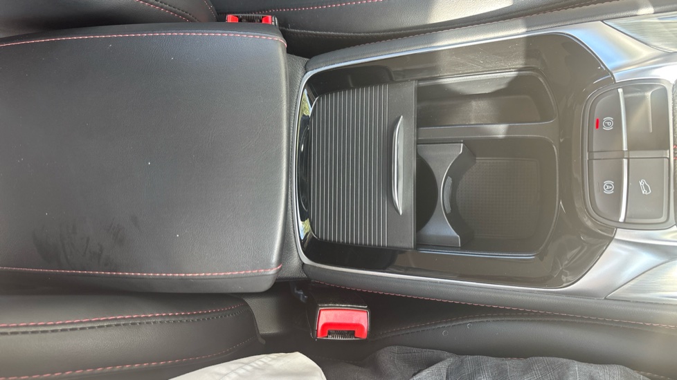 MG HS 1.5 T-GDI SE 5dr Petrol Hatchback - Image 33