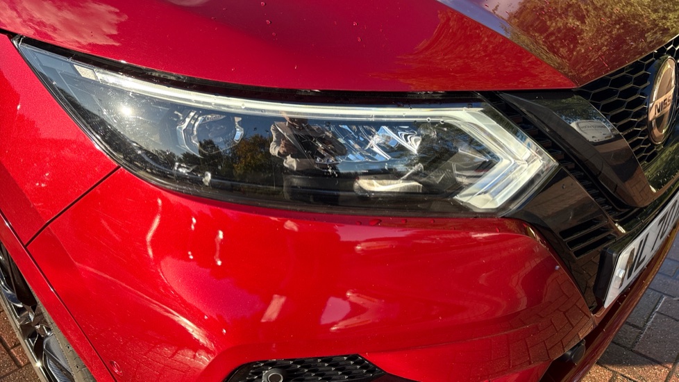 Nissan Qashqai 1.3 DiG-T N-Tec 5dr Petrol Hatchback - Image 40