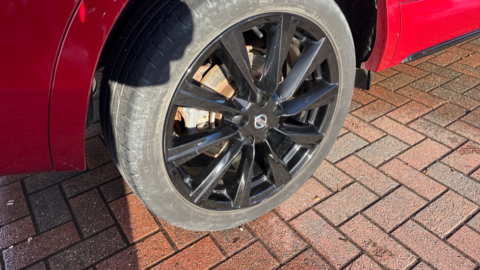 Nissan Qashqai 1.3 DiG-T N-Tec 5dr Petrol Hatchback - Image 49