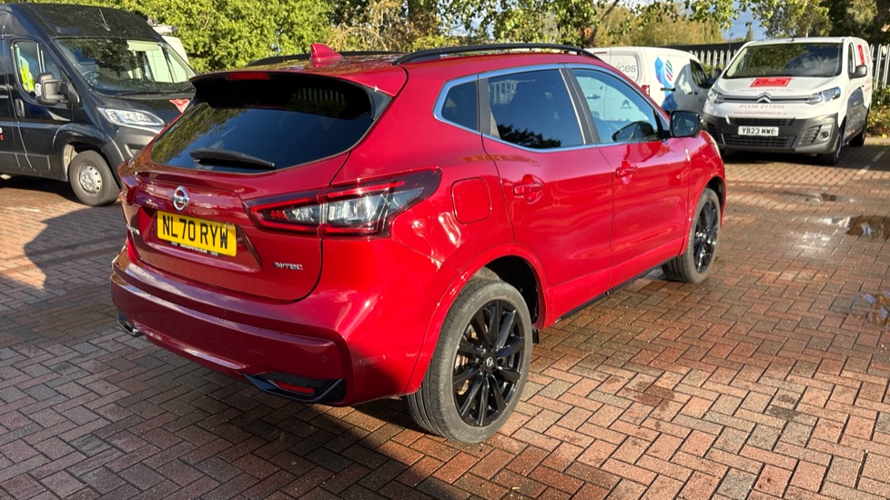 Nissan Qashqai 1.3 DiG-T N-Tec 5dr Petrol Hatchback - Image 50