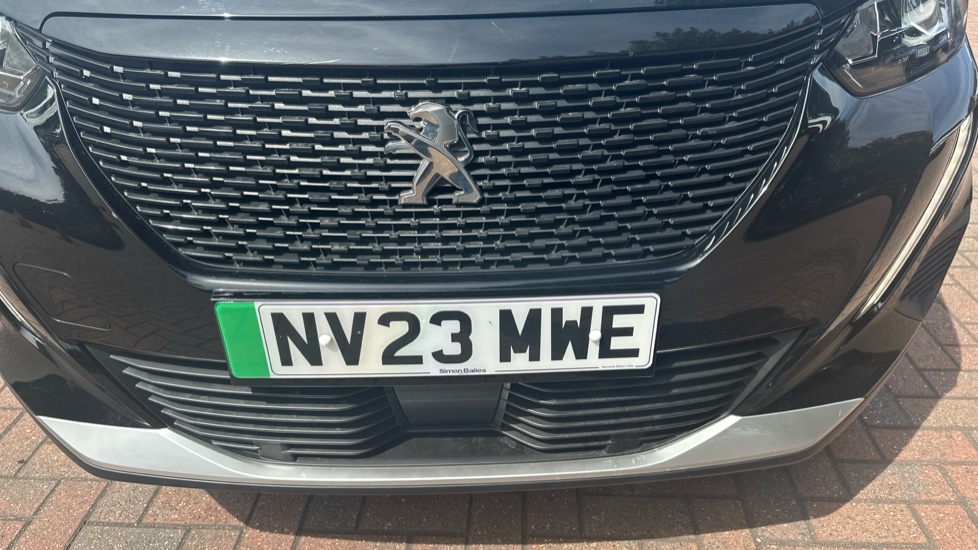 Peugeot 2008 100kW Allure Premium+ 50kWh 5dr Auto Electric Estate - Image 34