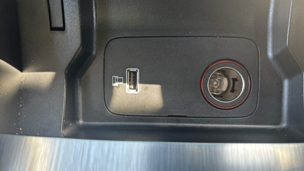 MG HS 1.5 T-GDI Exclusive 5dr DCT Petrol Hatchback - Image 26