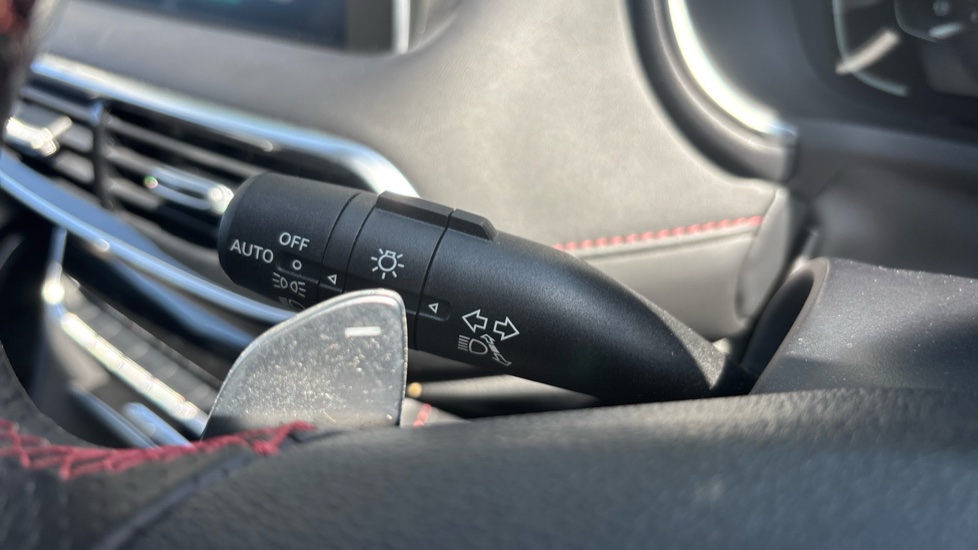 MG HS 1.5 T-GDI Exclusive 5dr DCT Petrol Hatchback - Image 33