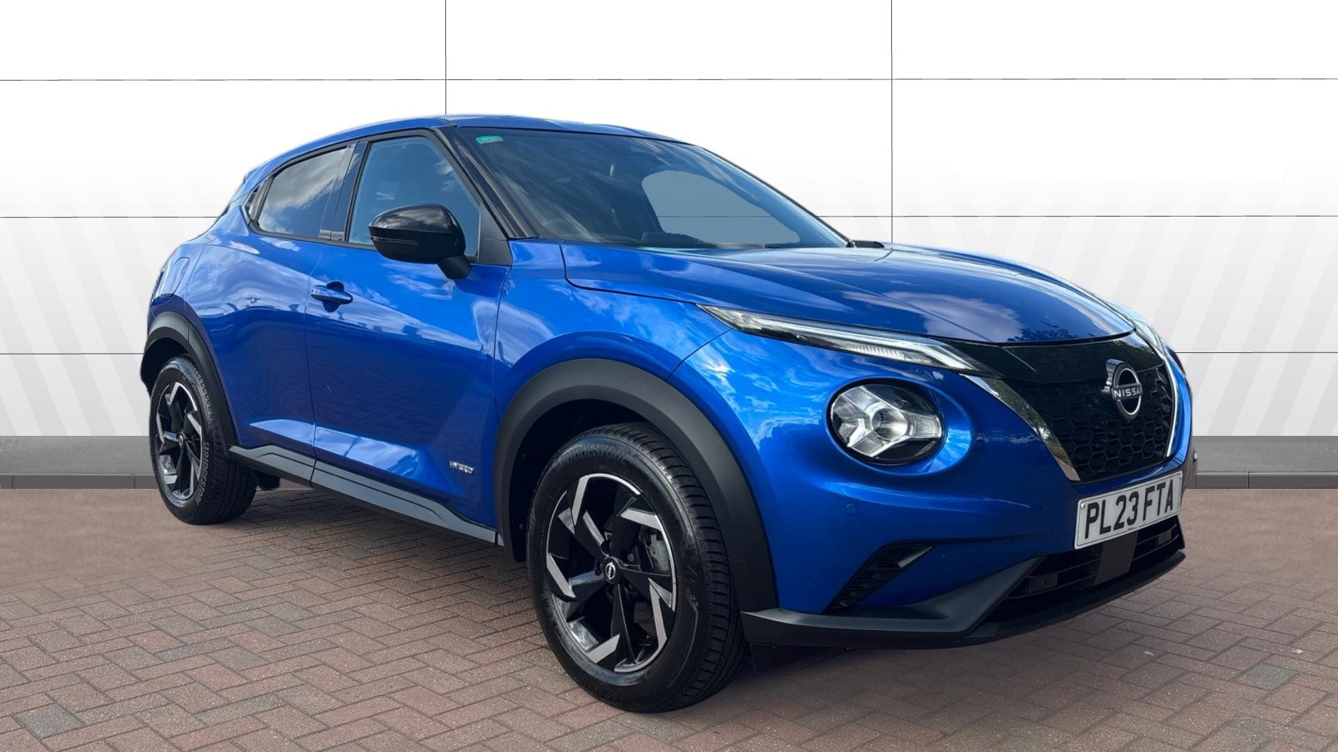 Nissan Juke listing photo