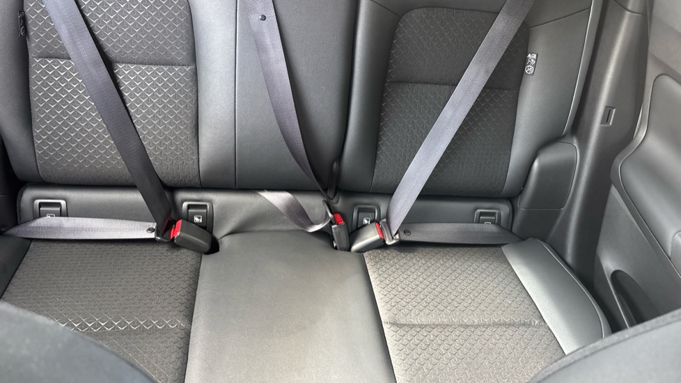 Nissan Juke 1.6 Hybrid N-Connecta 5dr Auto Hybrid Hatchback - Image 15