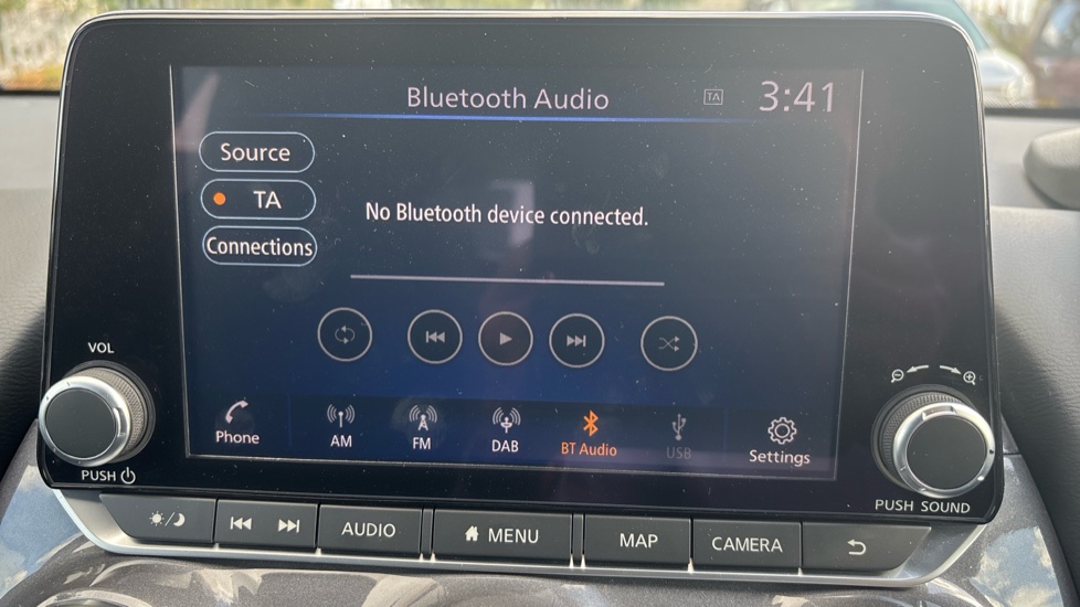 Nissan Juke 1.6 Hybrid N-Connecta 5dr Auto Hybrid Hatchback - Image 26