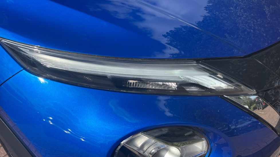Nissan Juke 1.6 Hybrid N-Connecta 5dr Auto Hybrid Hatchback - Image 39