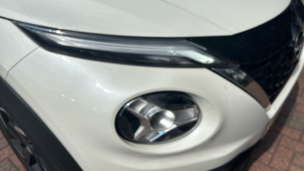 Nissan Juke 1.6 Hybrid N-Connecta 5dr Auto Hybrid Hatchback - Image 38