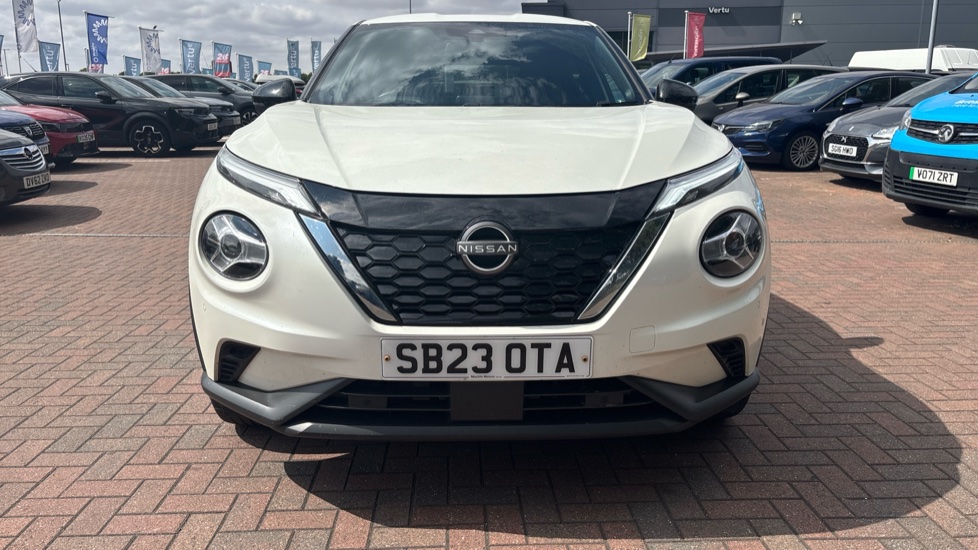 Nissan Juke 1.6 Hybrid N-Connecta 5dr Auto Hybrid Hatchback - Image 40
