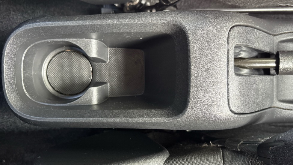 Citroen C3 1.2 PureTech 110 C-Series Edition 5dr EAT6 Petrol Hatchback - Image 29